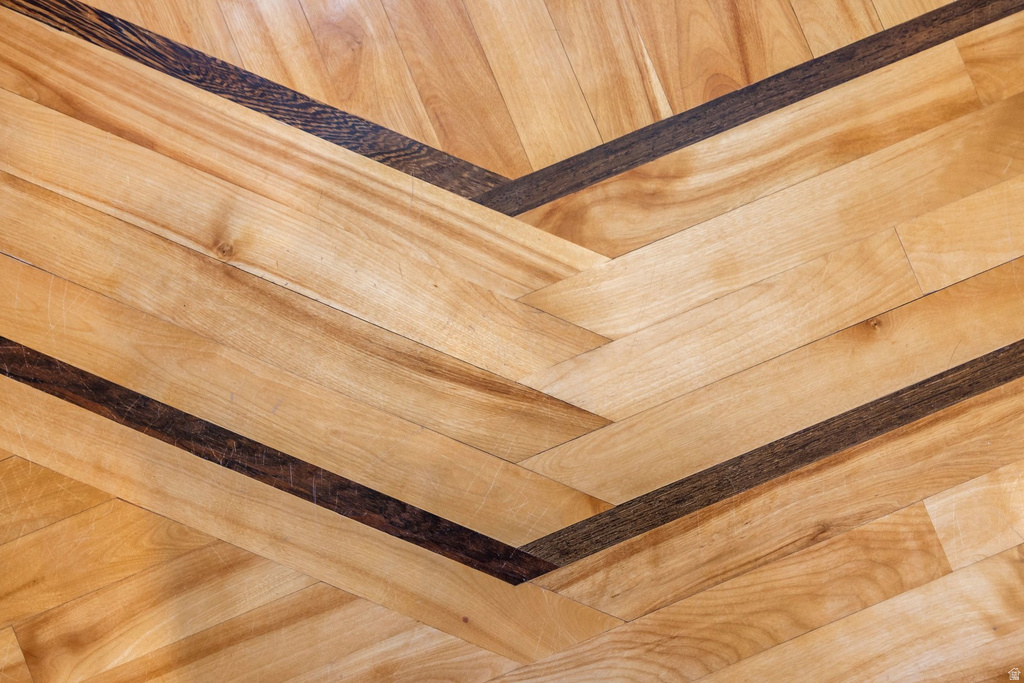 1 SPYGLASS CT Park City, UT 84060