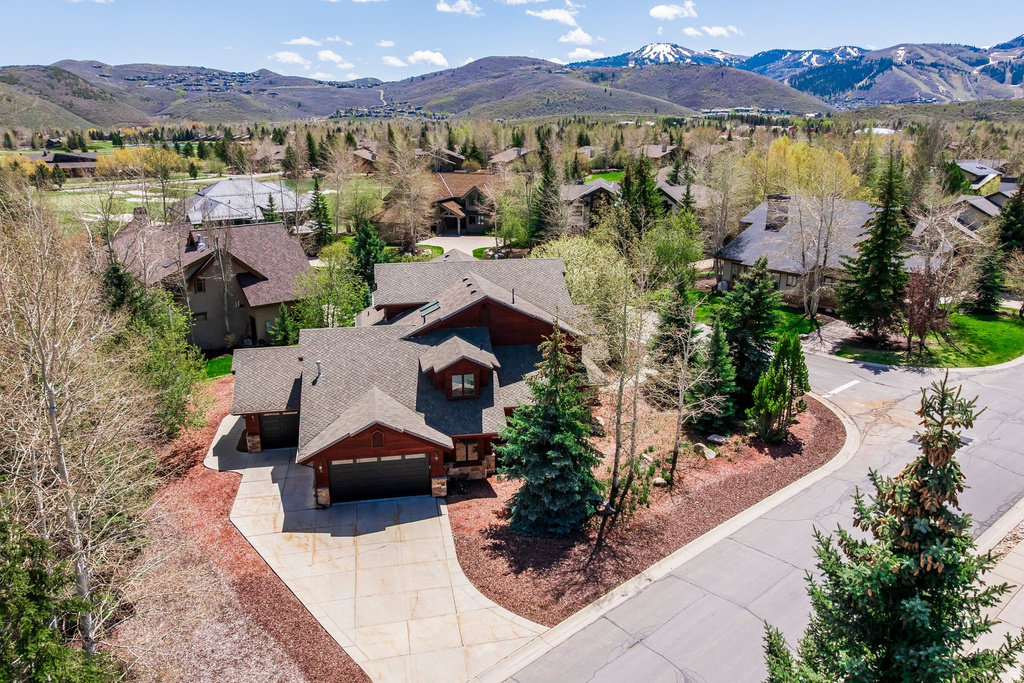 1 SPYGLASS CT Park City, UT 84060