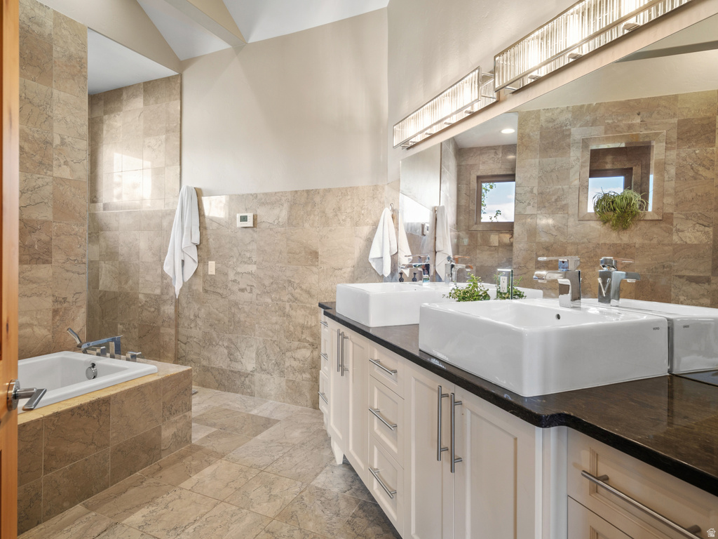 6438 E SUMMIT CV Huntsville, UT 84317