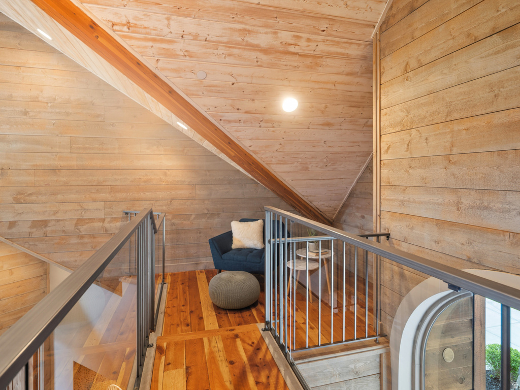 6438 E SUMMIT CV Huntsville, UT 84317