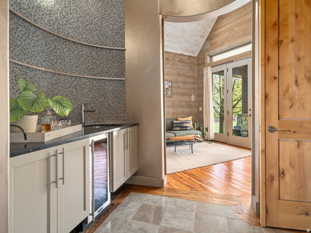 6438 E SUMMIT CV Huntsville, UT 84317