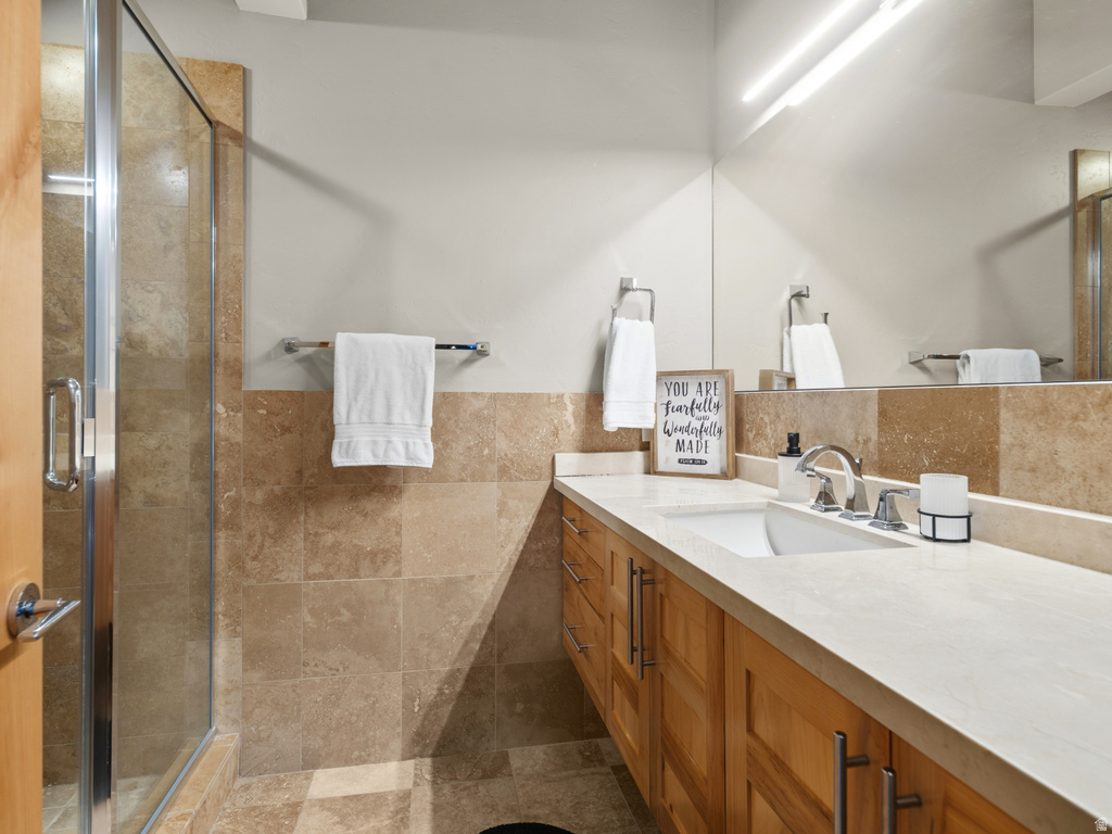 6438 E SUMMIT CV Huntsville, UT 84317