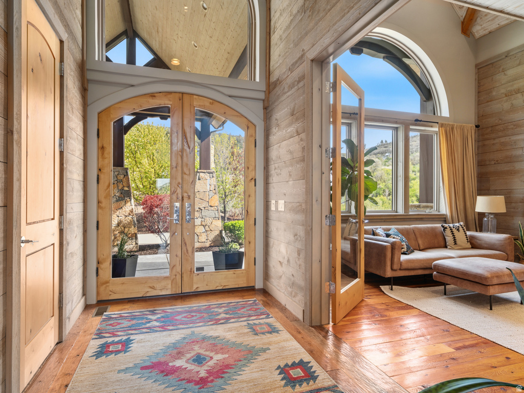 6438 E SUMMIT CV Huntsville, UT 84317