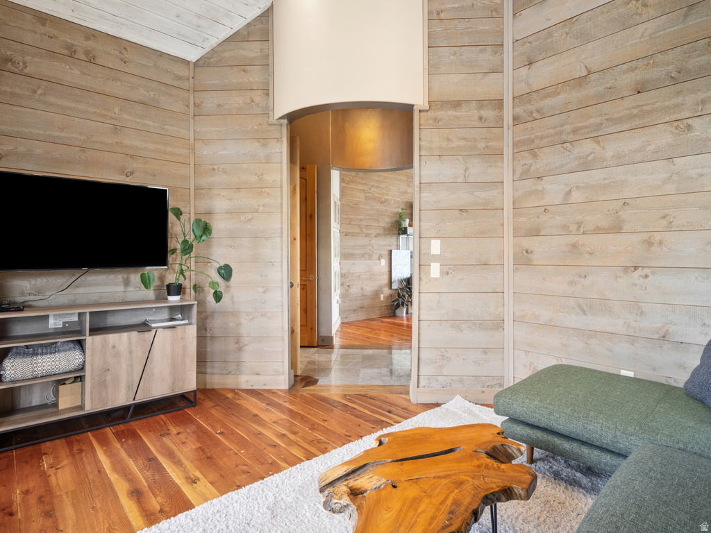 6438 E SUMMIT CV Huntsville, UT 84317