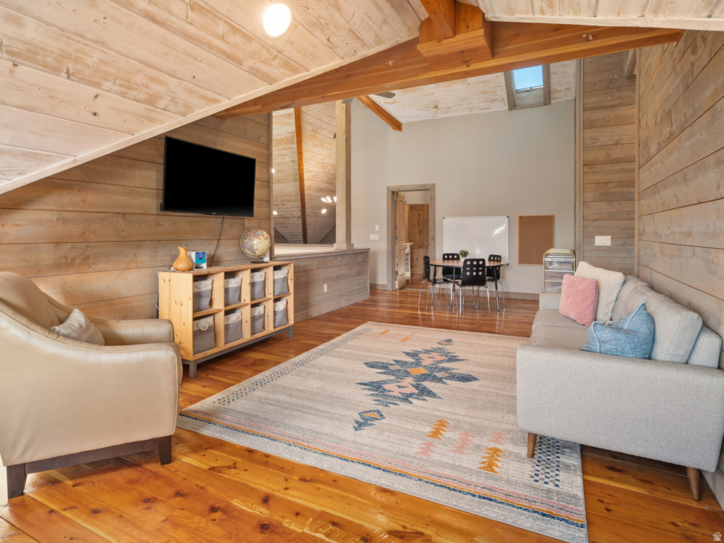 6438 E SUMMIT CV Huntsville, UT 84317