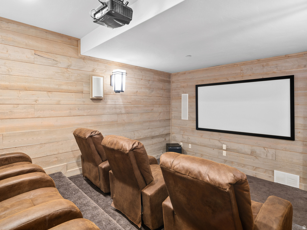 6438 E SUMMIT CV Huntsville, UT 84317