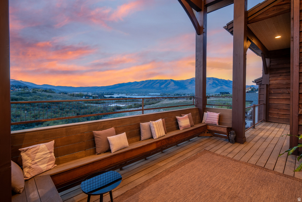 6438 E SUMMIT CV Huntsville, UT 84317