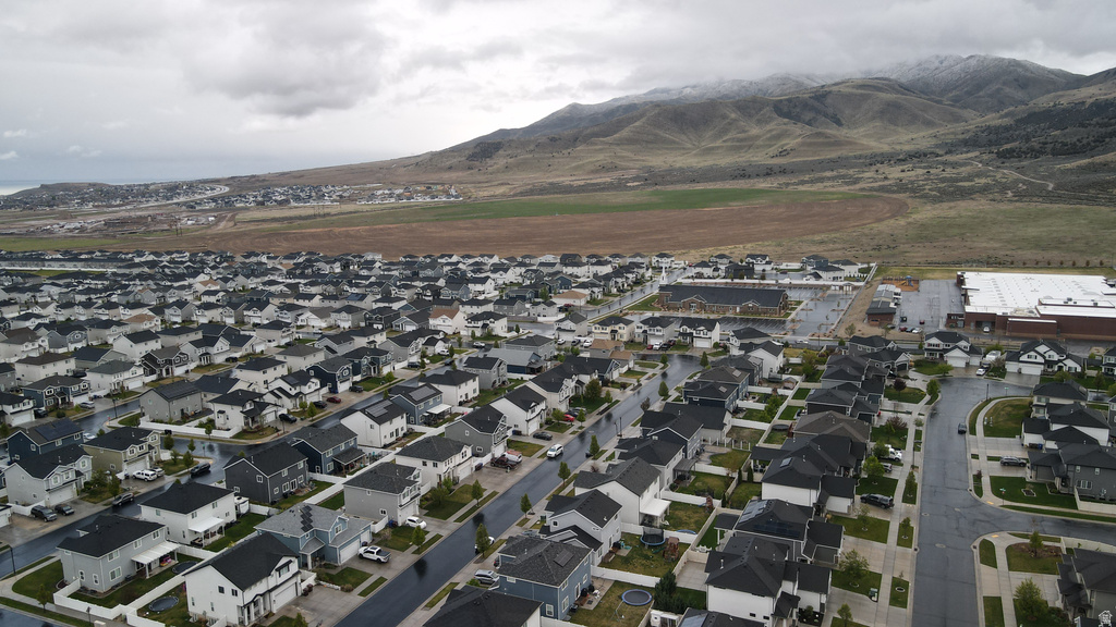 7242 N CLEAR SKY LN Eagle Mountain, UT 84005