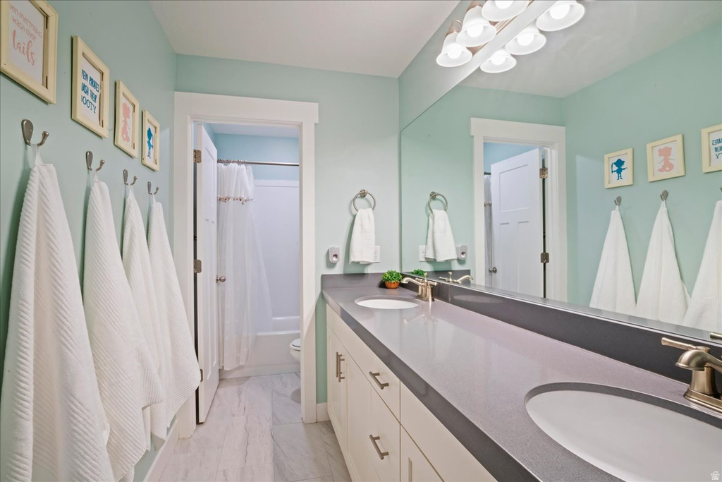7242 N CLEAR SKY LN Eagle Mountain, UT 84005