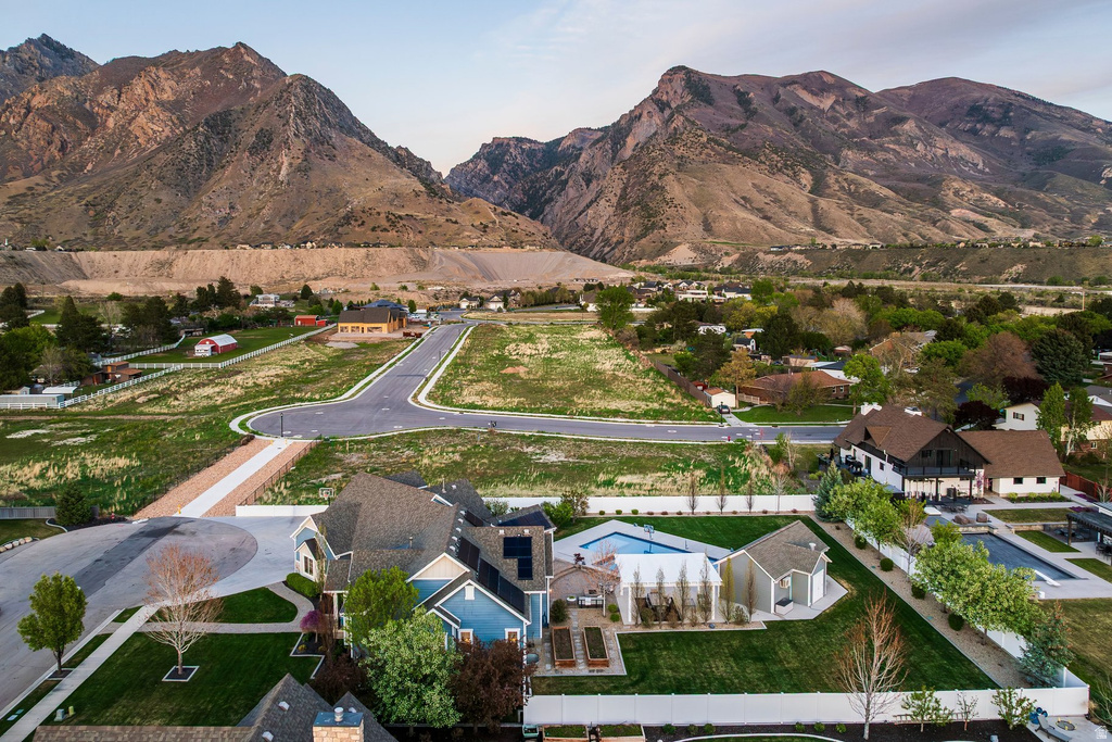 4739 W SNOWFLAKE DR Highland, UT 84003