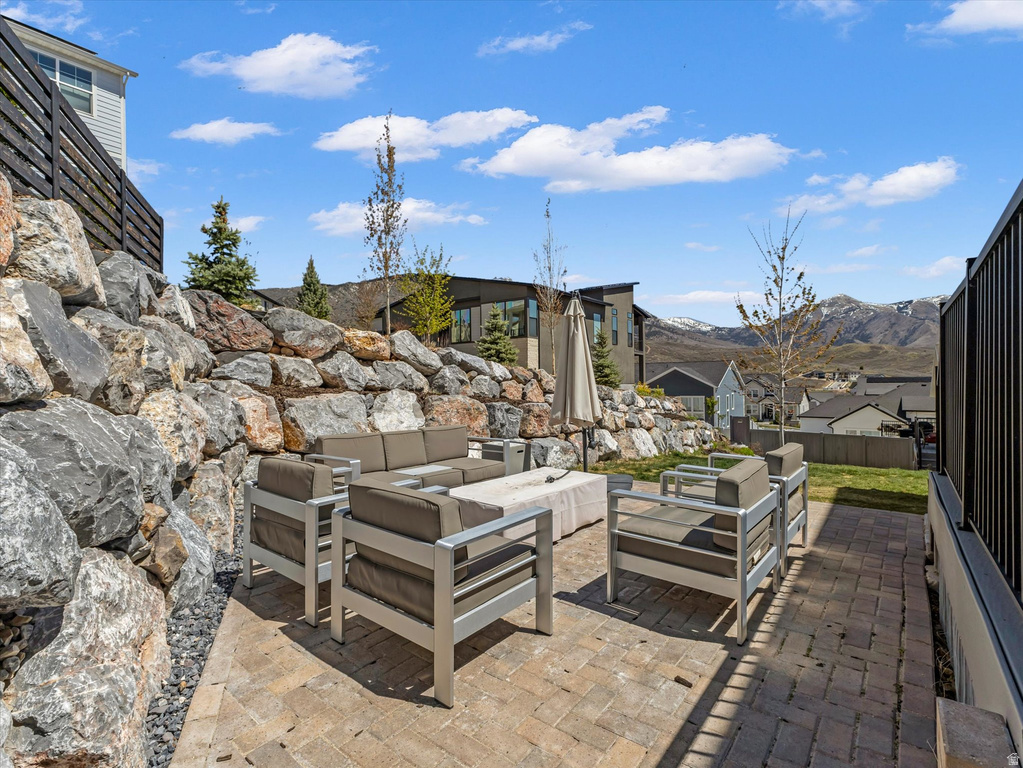 2357 E GLACIAL PEAK DR Draper, UT 84020