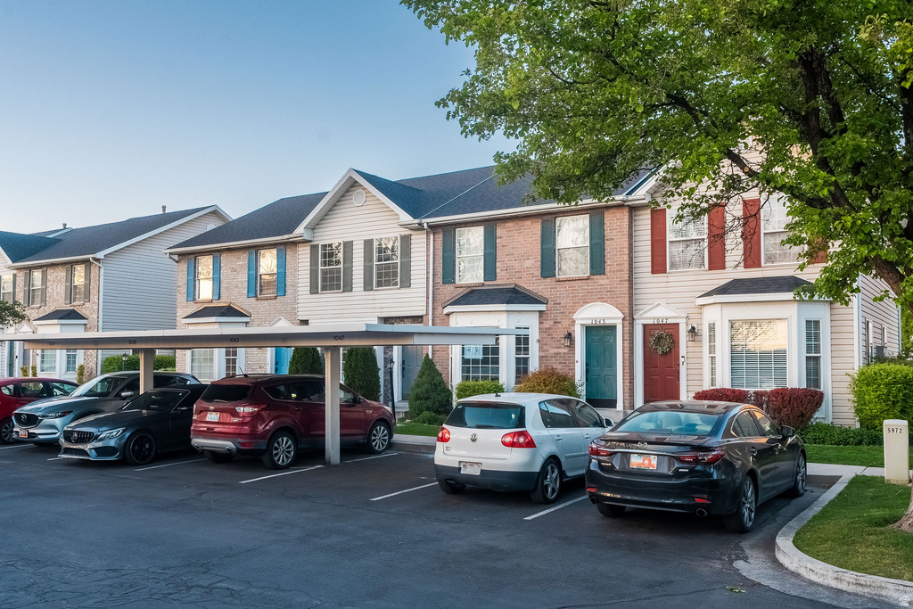 1039 S EASTGATE DR Provo, UT 84606