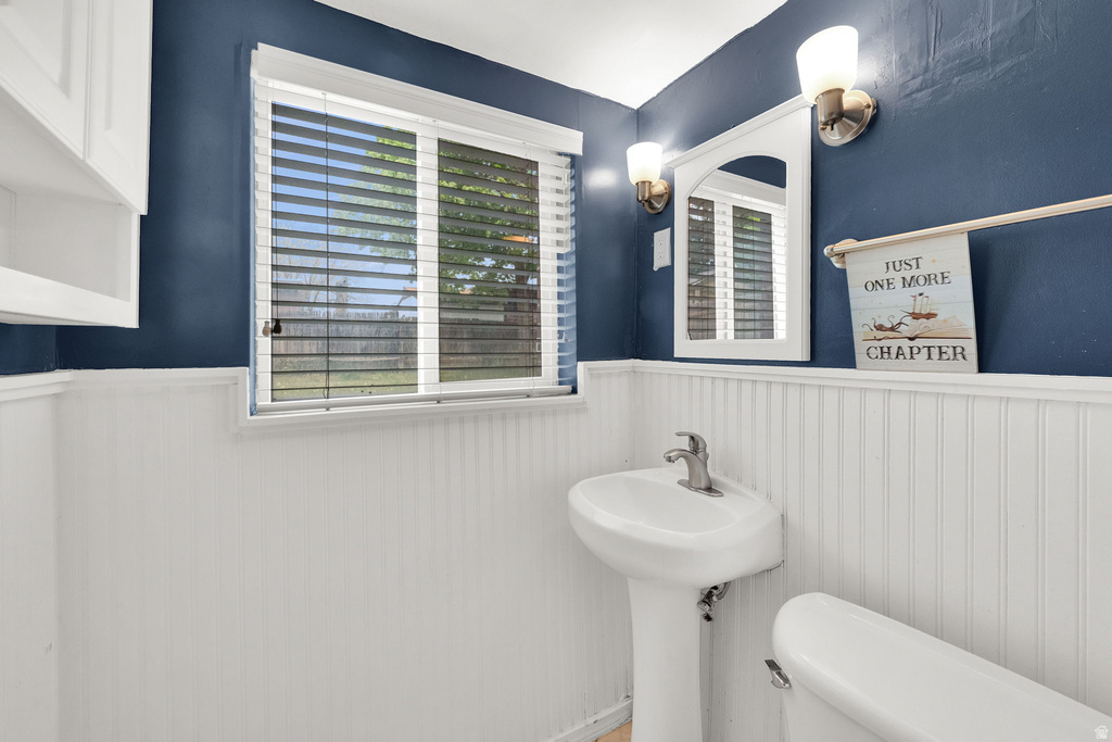 4584 S KNIGHTSBRIDGE RD Taylorsville, UT 84129