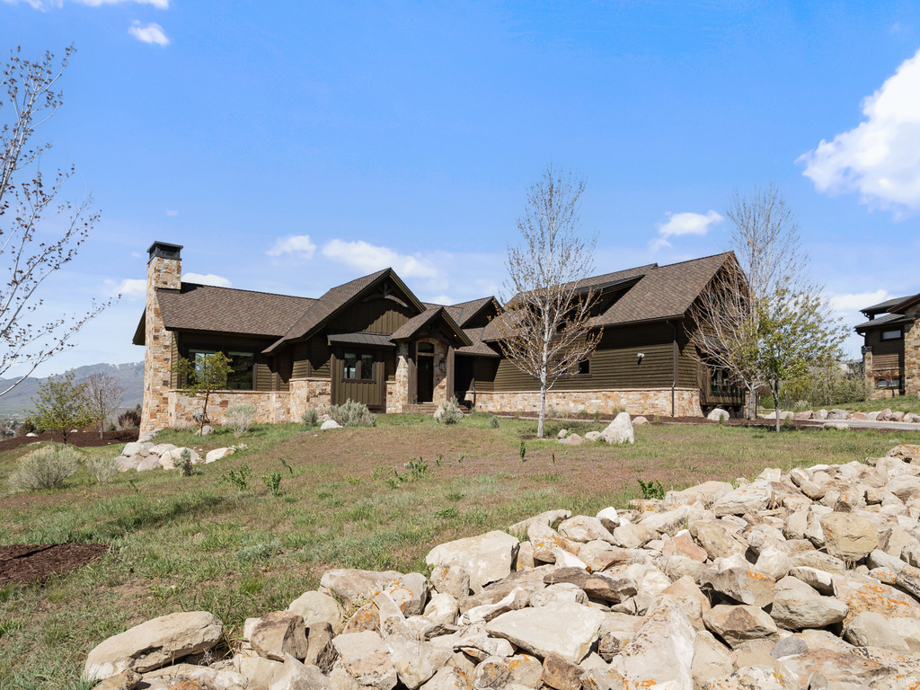 1075 N OQUIRRH DR Heber City, UT 84032