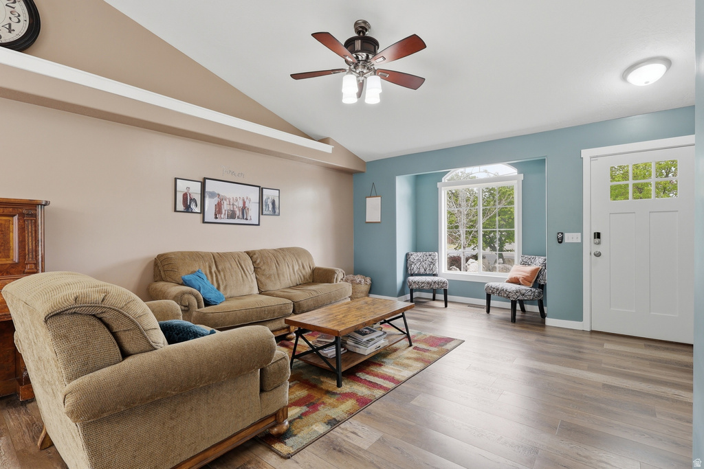 1189 N 750 W Clinton, UT 84015