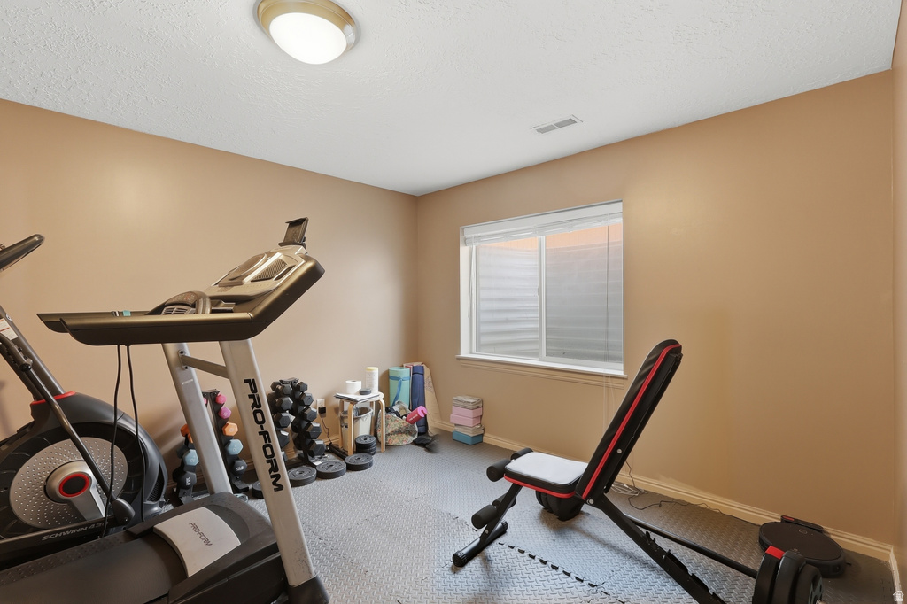 1189 N 750 W Clinton, UT 84015