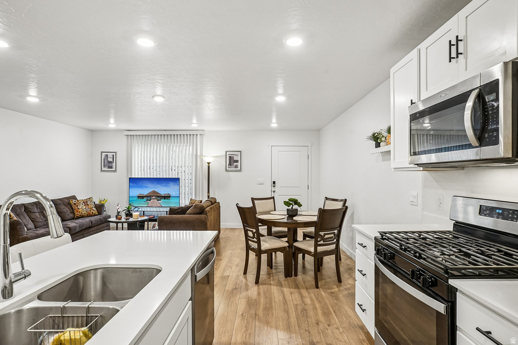 8631 W PATRON WAY Magna, UT 84044