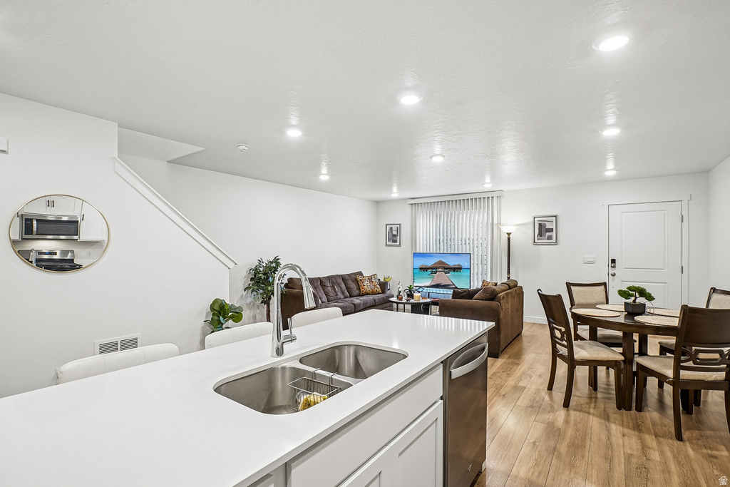 8631 W PATRON WAY Magna, UT 84044