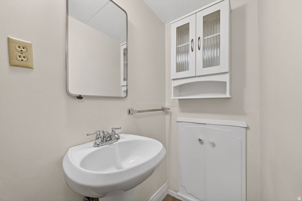 64 E 1300 S Bountiful, UT 84010