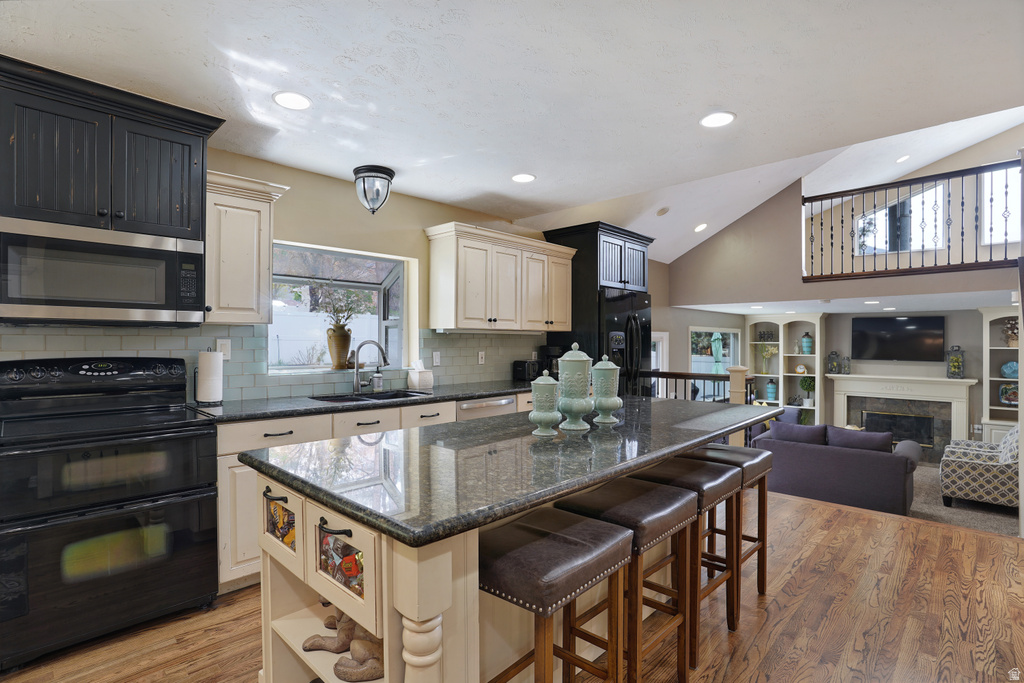 9763 S CHYLENE DR Sandy, UT 84092