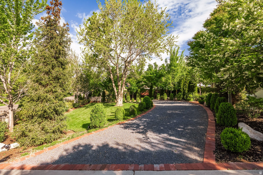 4411 S WANDER LN Holladay, UT 84124