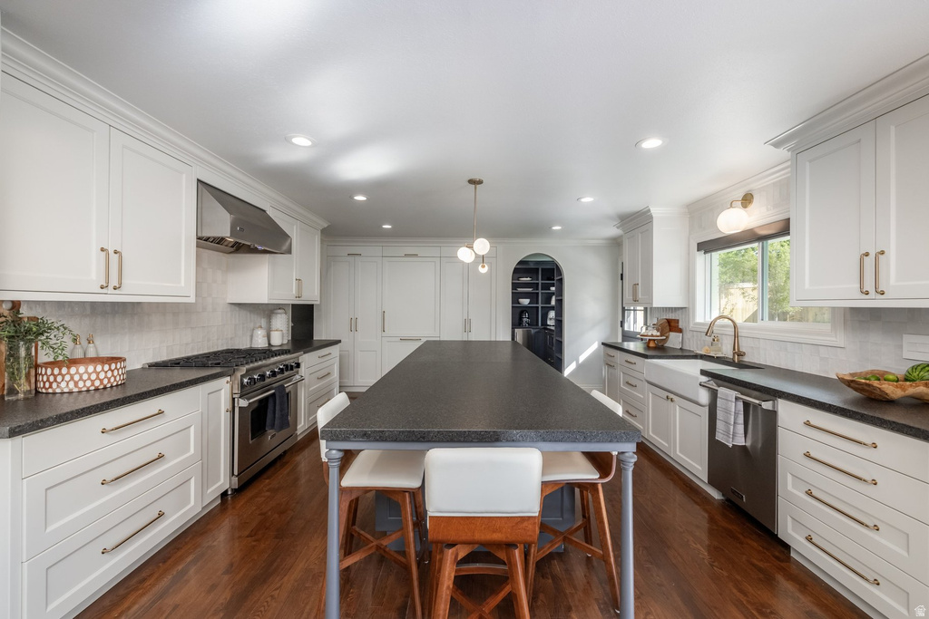 4411 S WANDER LN Holladay, UT 84124