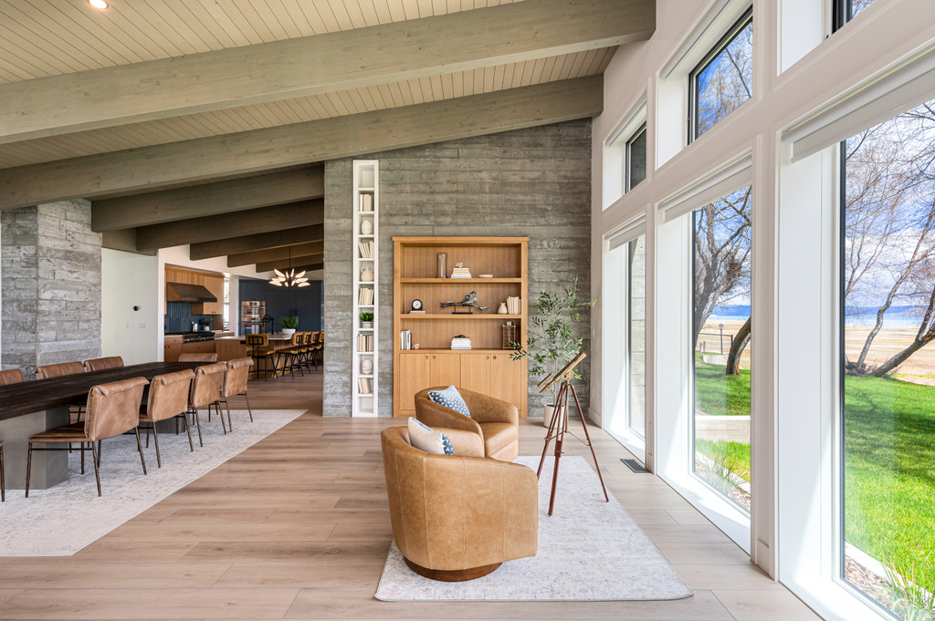 1056 S BEAR LAKE BLVD Garden City, UT 84028