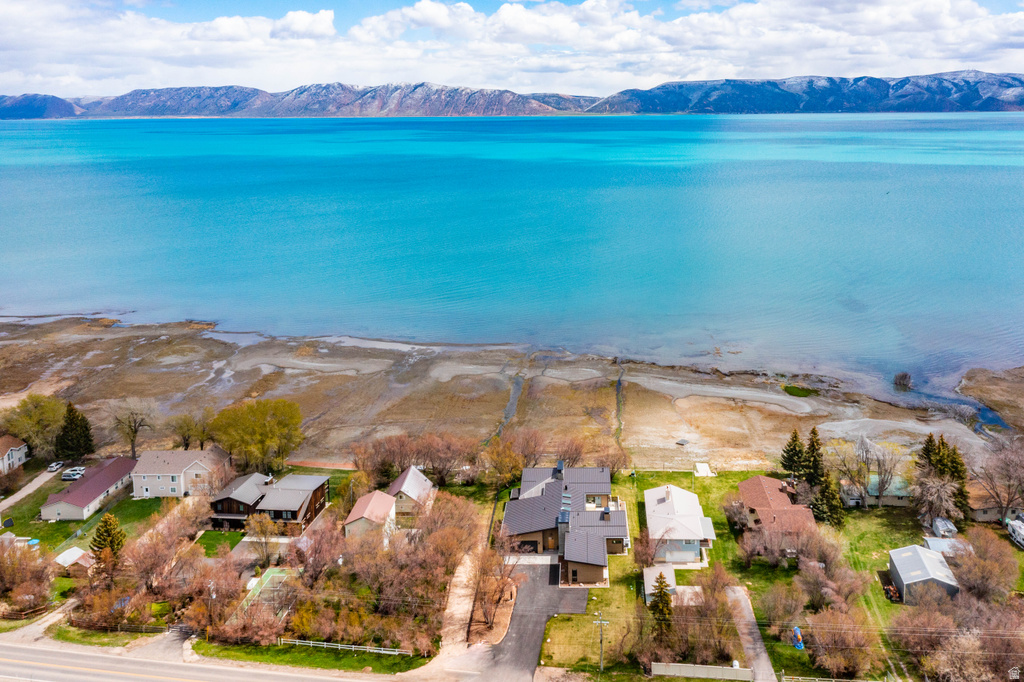 1056 S BEAR LAKE BLVD Garden City, UT 84028
