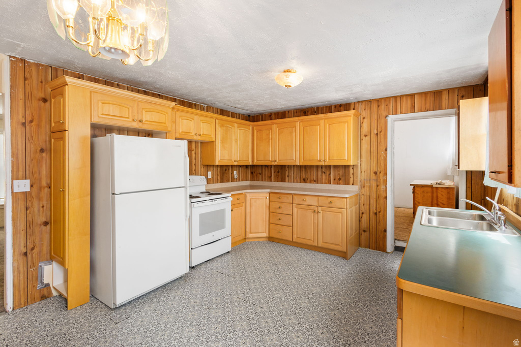 46 E MAIN ST Wellington, UT 84542