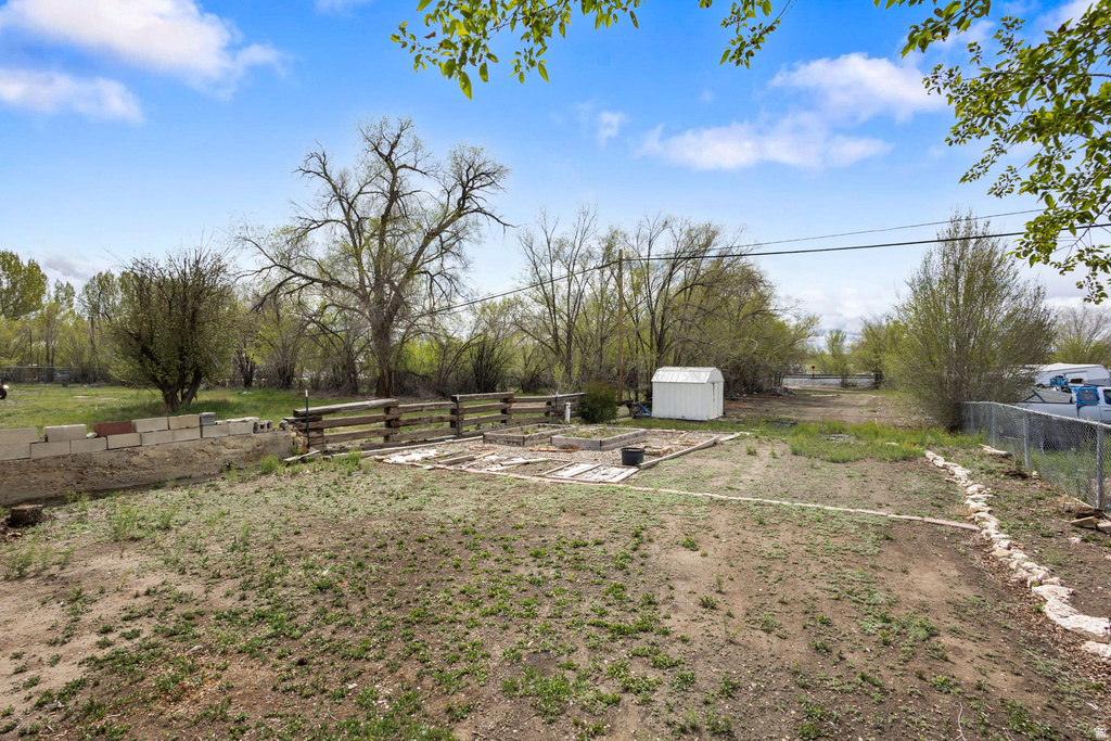 46 E MAIN ST Wellington, UT 84542