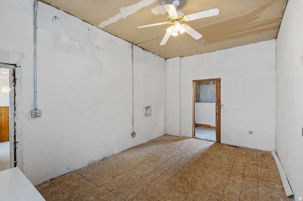 46 E MAIN ST Wellington, UT 84542