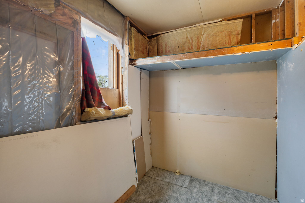 46 E MAIN ST Wellington, UT 84542