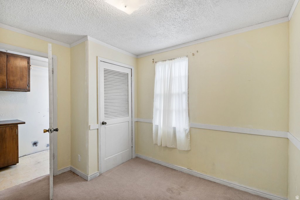 46 E MAIN ST Wellington, UT 84542