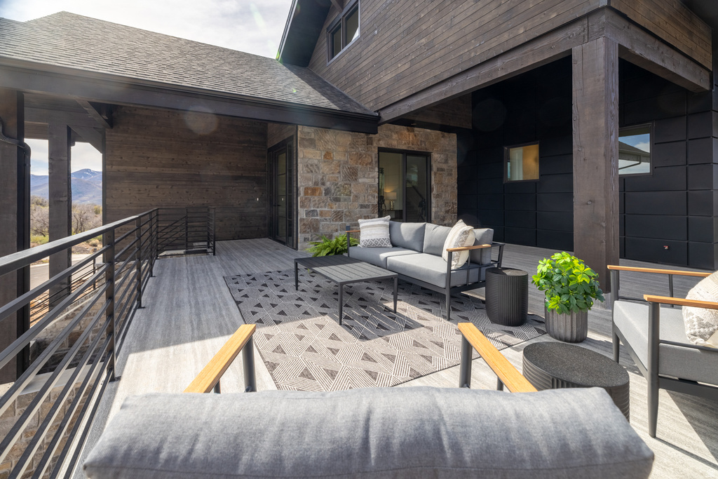 1285 LASSO TRL Hideout, UT 84036