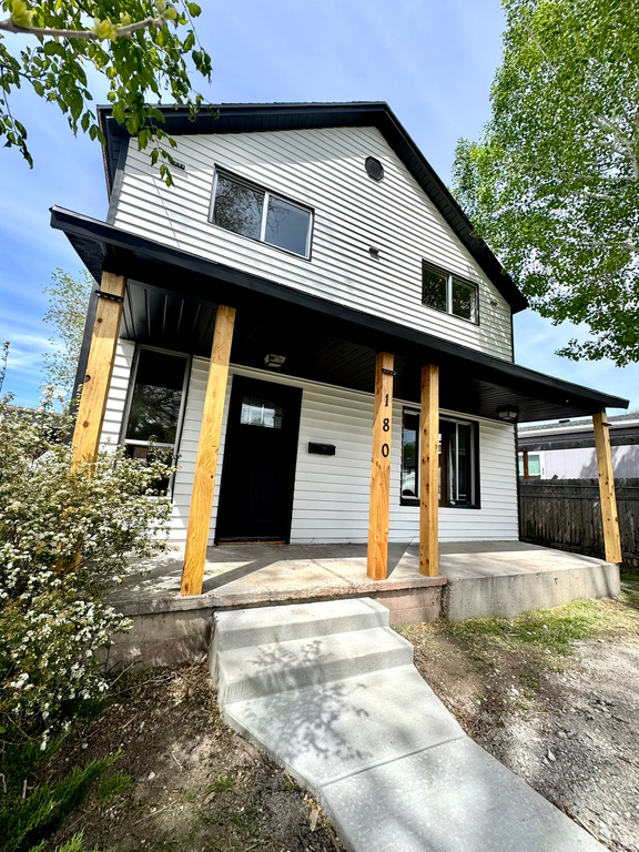 180 W UTAH AVE Tooele, UT 84074