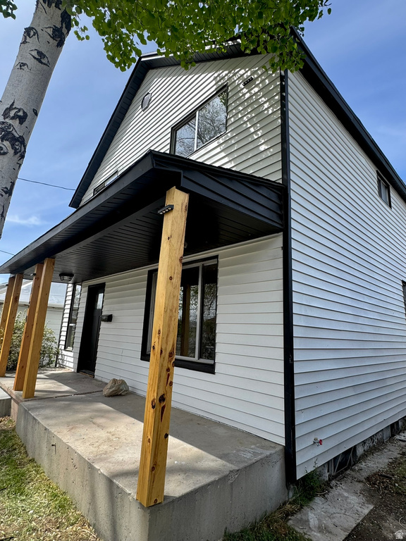 180 W UTAH AVE Tooele, UT 84074