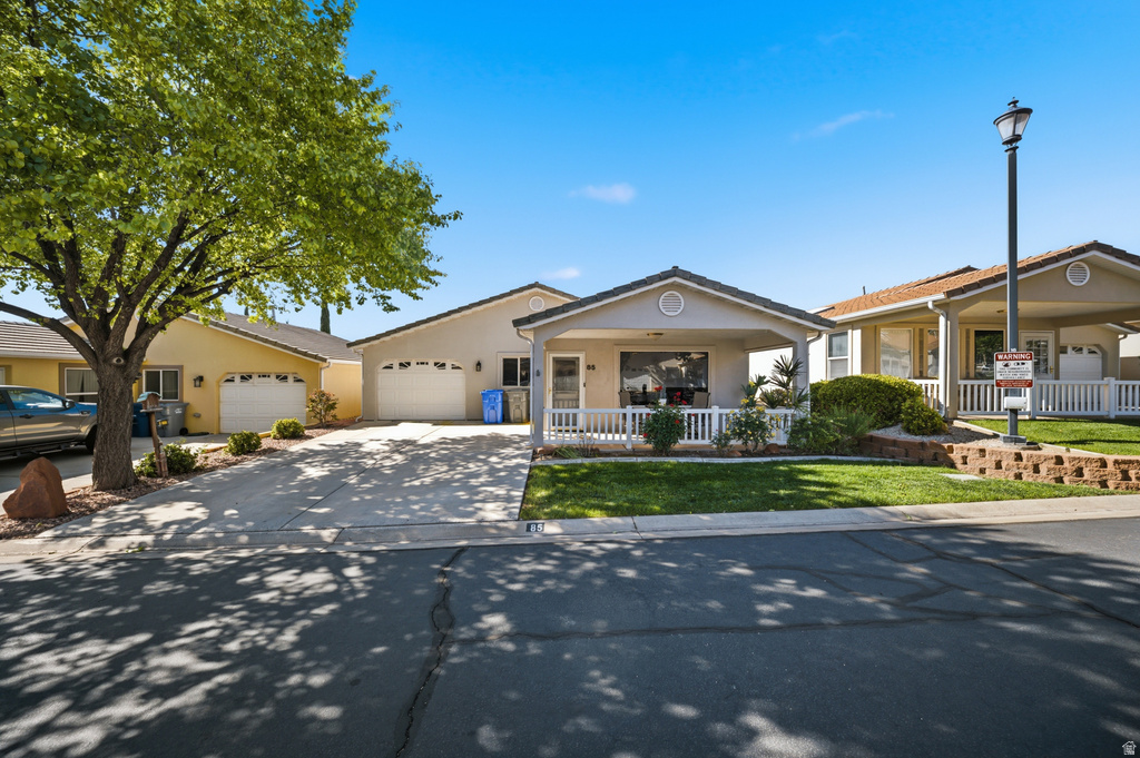 1050 W RED HILLS PKWY photo 4