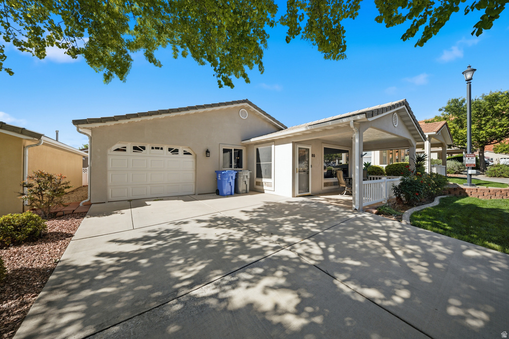 1050 W RED HILLS PKWY photo 3