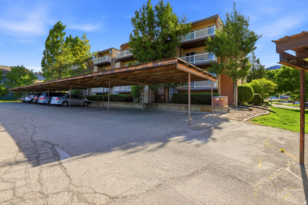 88 W 50 S #P-10 Centerville, UT 84014