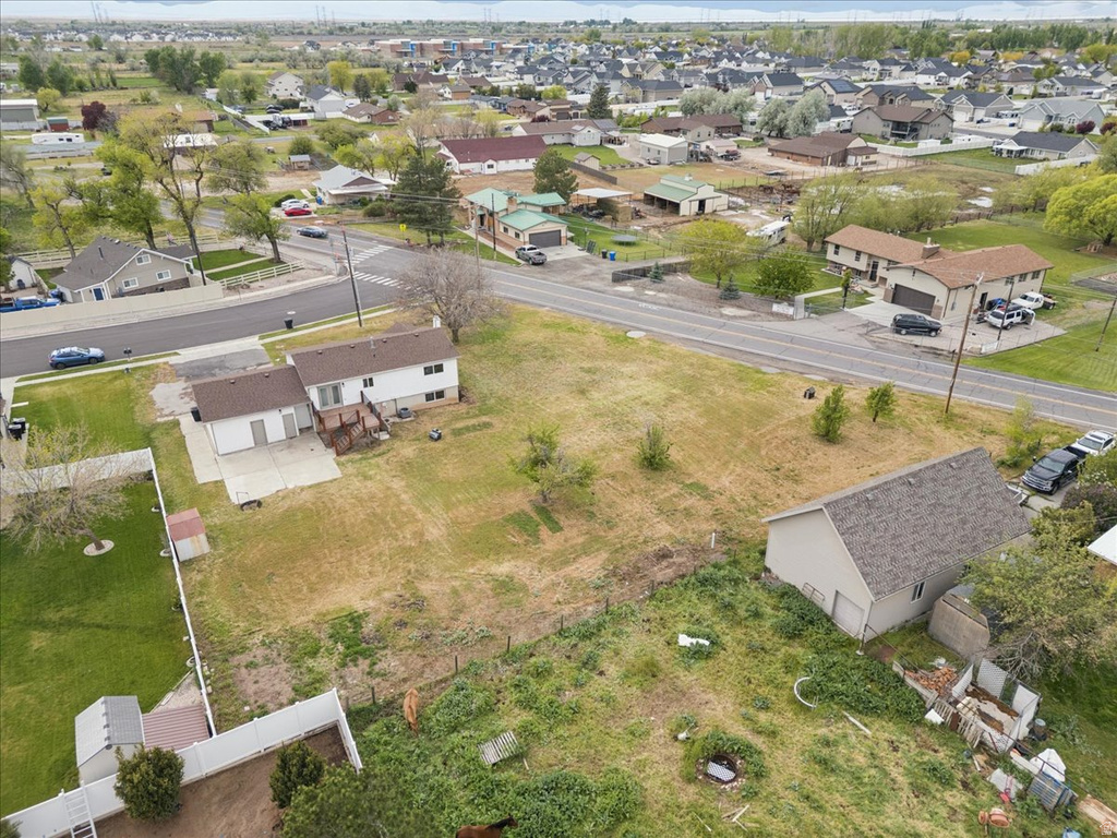 3276 N 2700 W Farr West, UT 84404