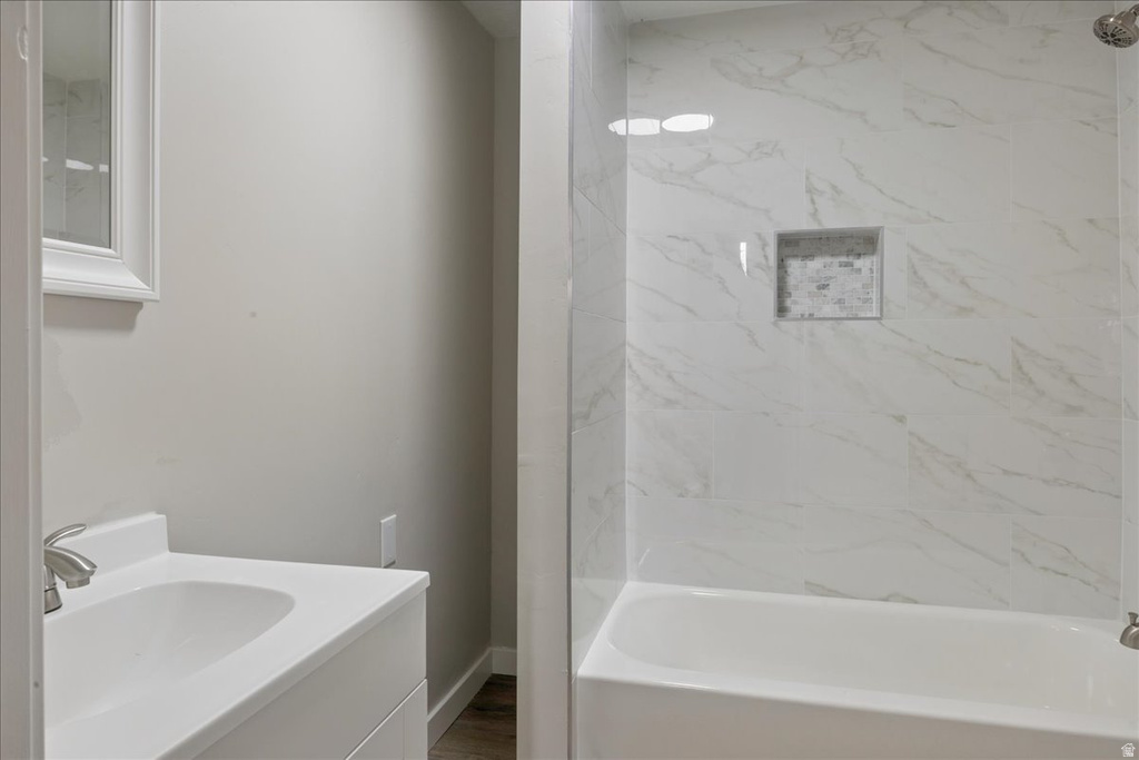 3276 N 2700 W Farr West, UT 84404