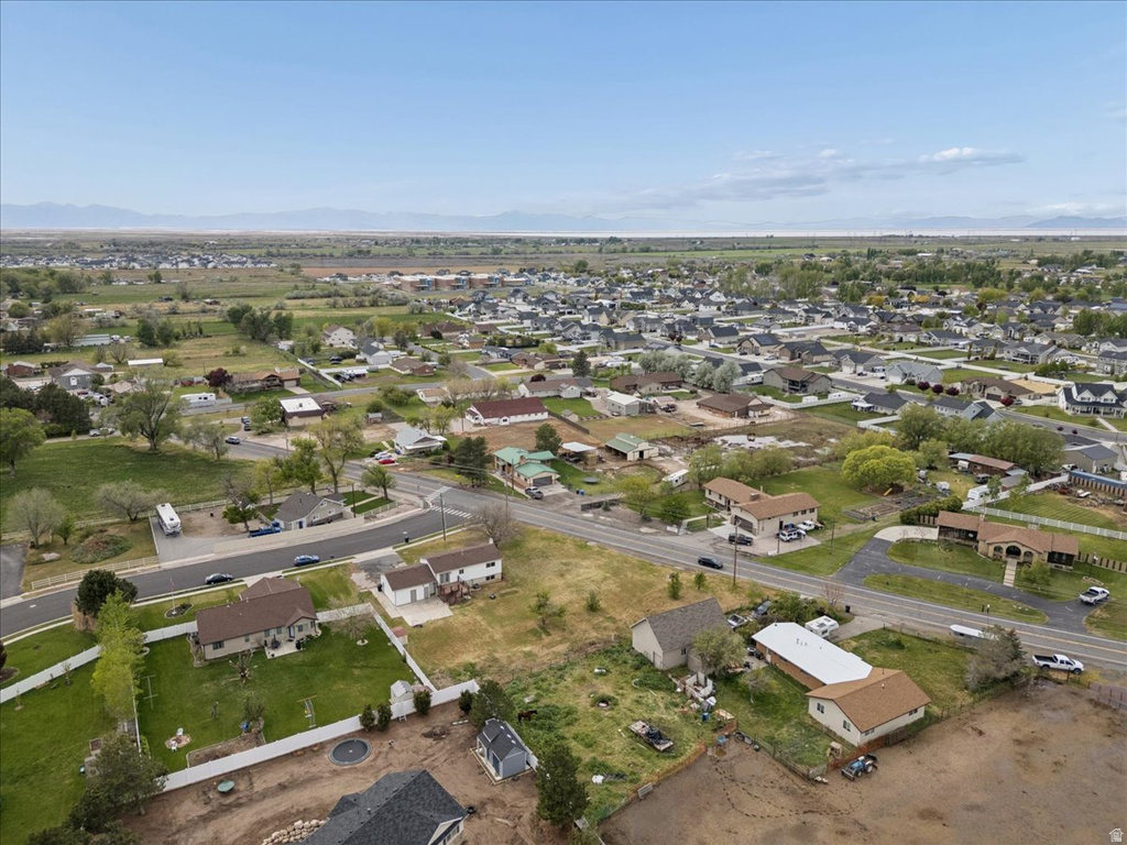 3276 N 2700 W Farr West, UT 84404