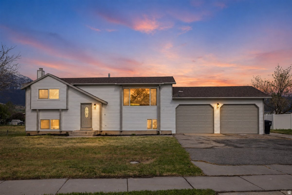 3276 N 2700 W Farr West, UT 84404