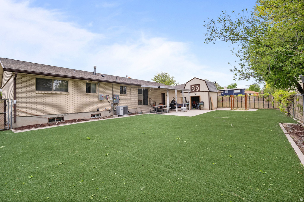 2234 W ARCHES DR Taylorsville, UT 84129