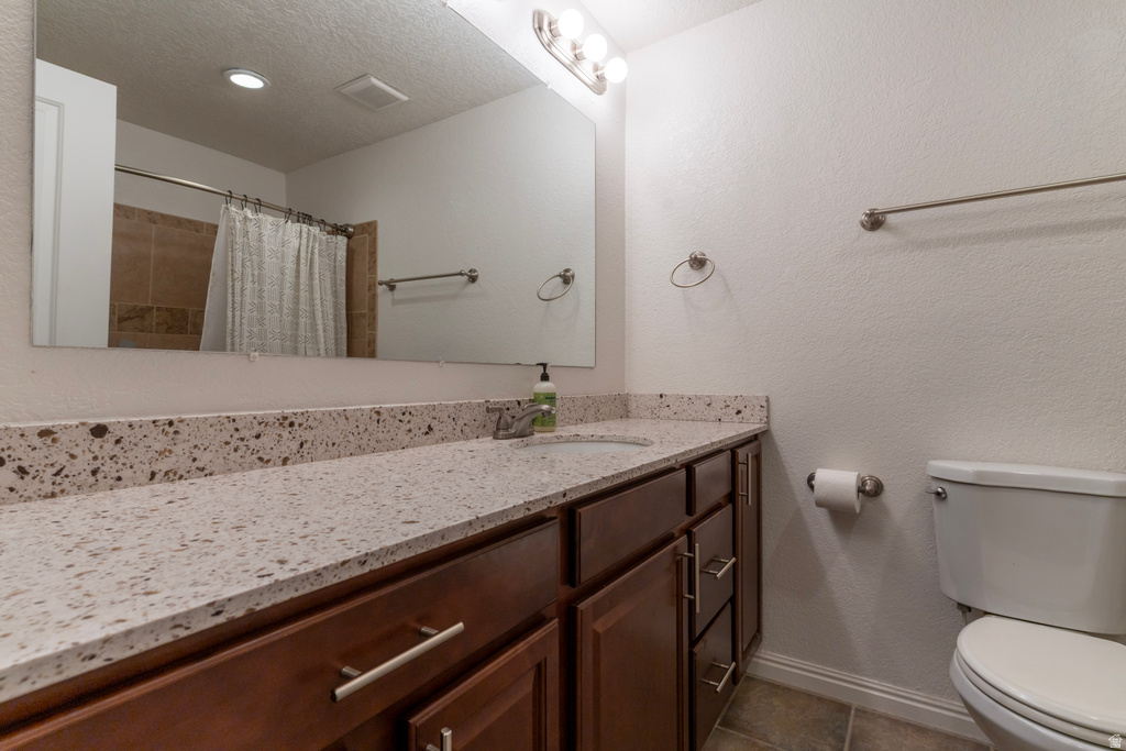 6848 S RUNNING SPRINGS DR West Jordan, UT 84084