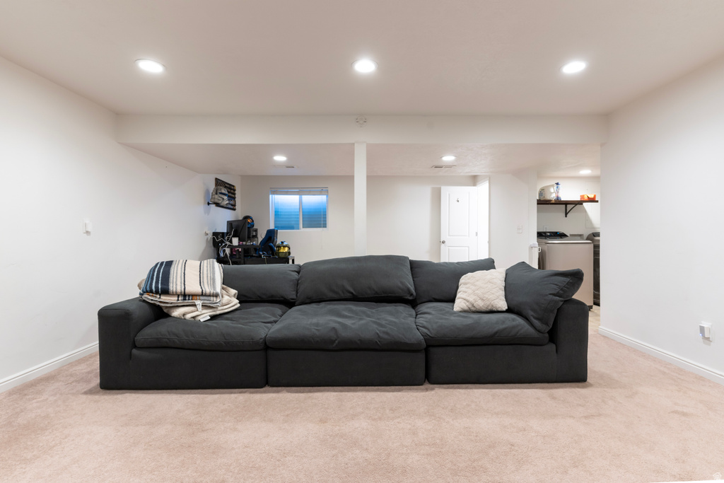 6848 S RUNNING SPRINGS DR West Jordan, UT 84084