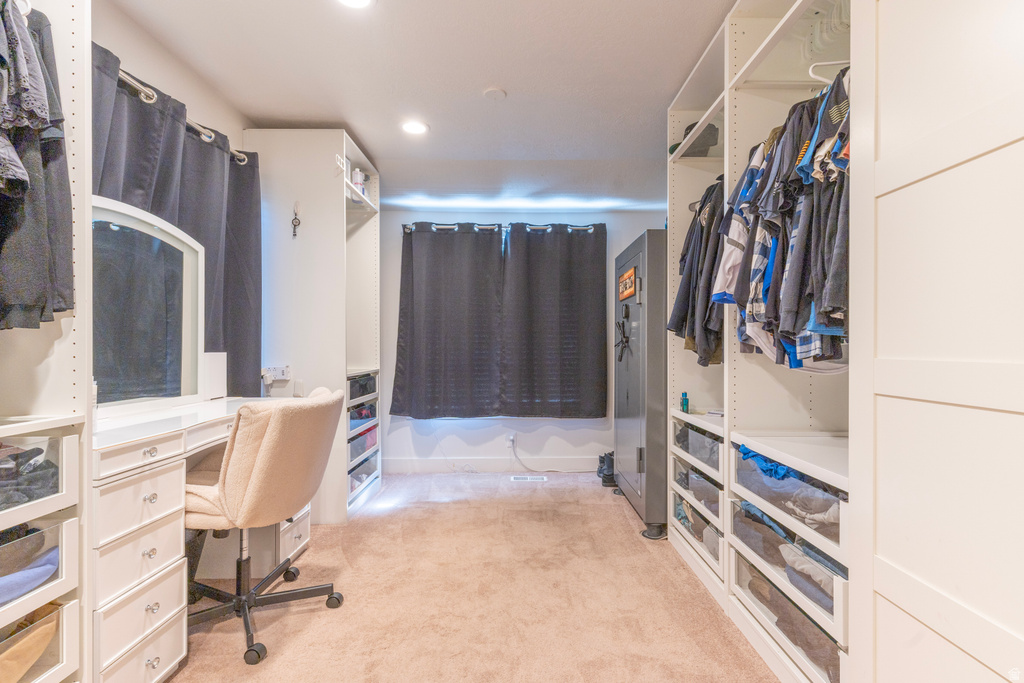 6848 S RUNNING SPRINGS DR West Jordan, UT 84084