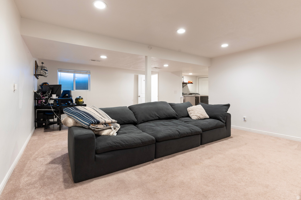 6848 S RUNNING SPRINGS DR West Jordan, UT 84084