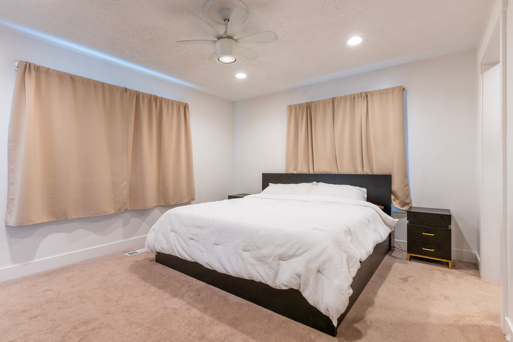 6848 S RUNNING SPRINGS DR West Jordan, UT 84084