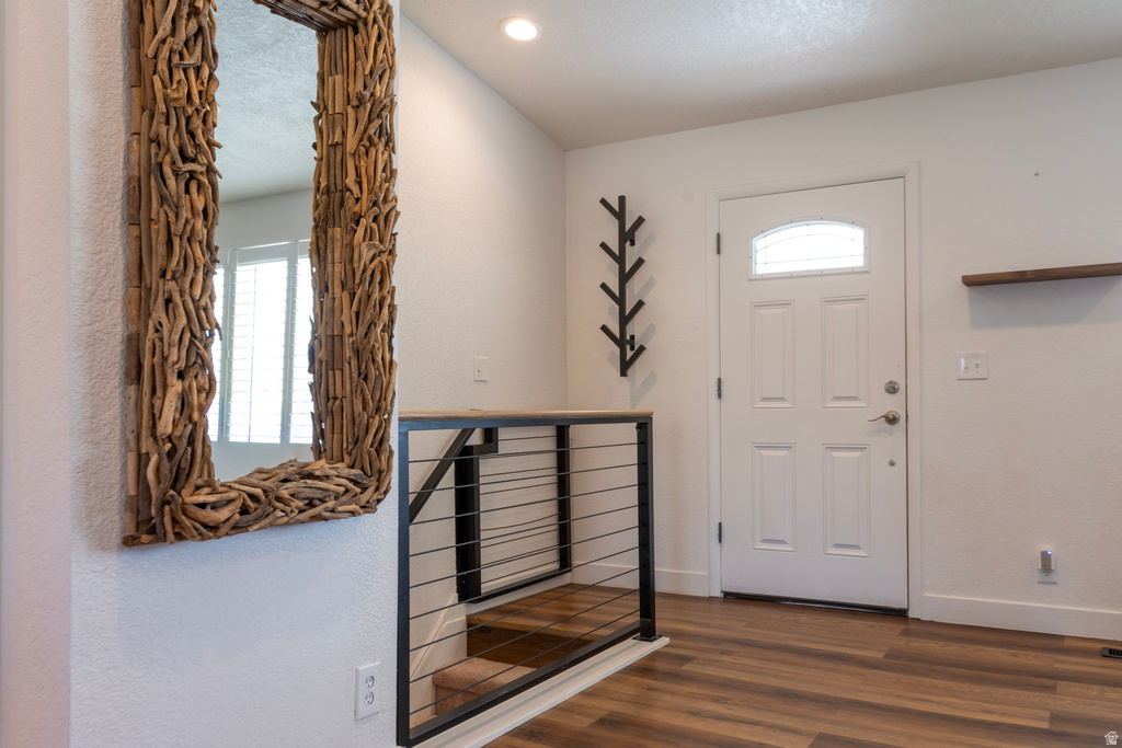 6848 S RUNNING SPRINGS DR West Jordan, UT 84084